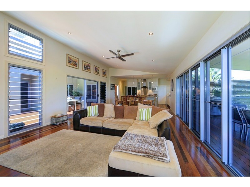 30 Madsen Road, Urraween QLD 4655