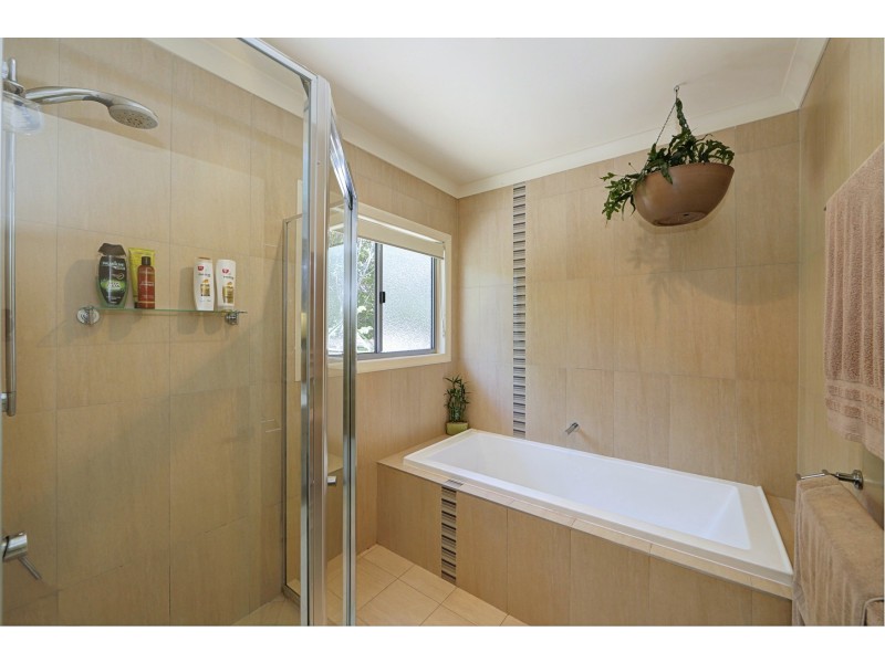 30 Madsen Road, Urraween QLD 4655