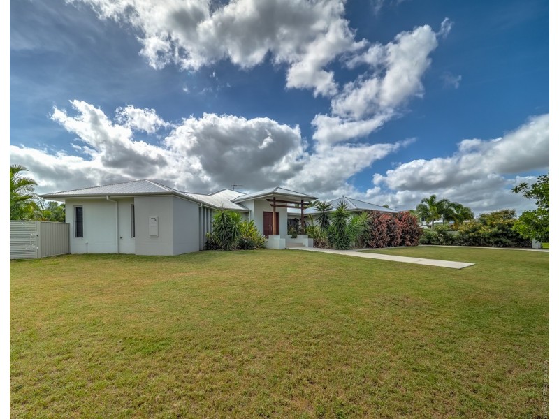 5 Nautilus Court, Dundowran Beach QLD 4655