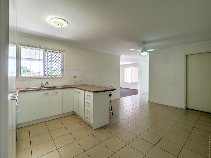 64 Moonstone Drive, Urangan QLD 4655