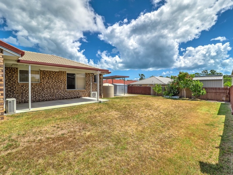 64 Moonstone Drive, Urangan QLD 4655