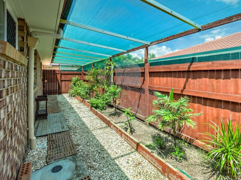 64 Moonstone Drive, Urangan QLD 4655