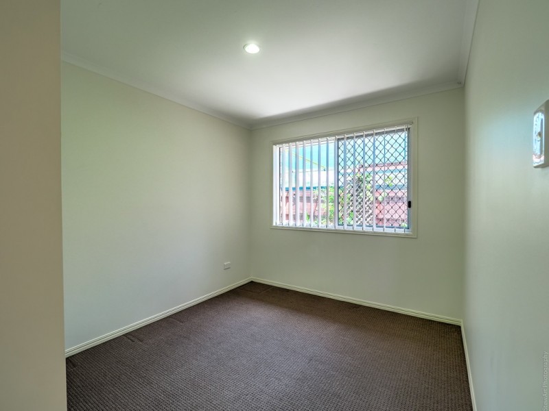 64 Moonstone Drive, Urangan QLD 4655