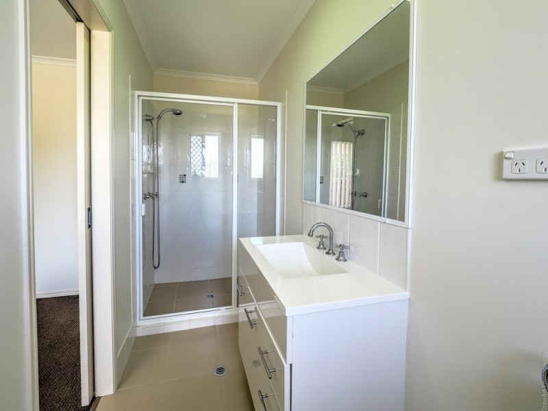 64 Moonstone Drive, Urangan QLD 4655