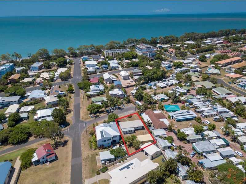 59 Ocean Street, Torquay QLD 4655