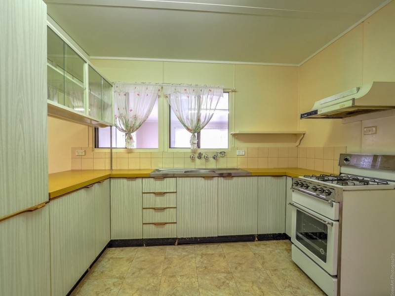 59 Ocean Street, Torquay QLD 4655