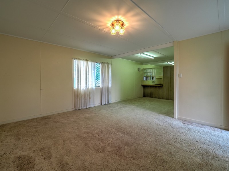 59 Ocean Street, Torquay QLD 4655