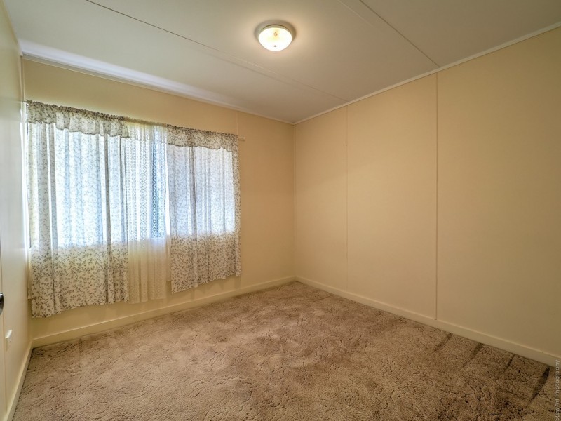 59 Ocean Street, Torquay QLD 4655