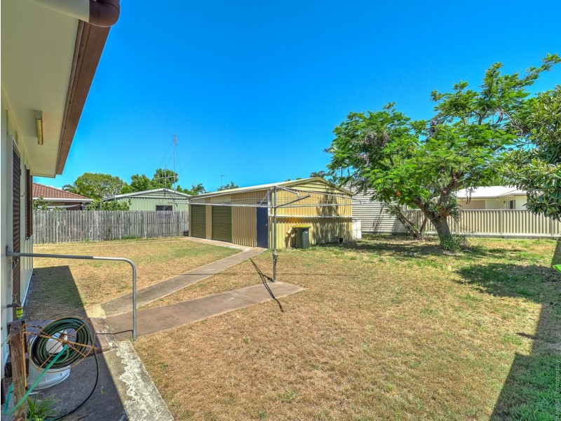 59 Ocean Street, Torquay QLD 4655