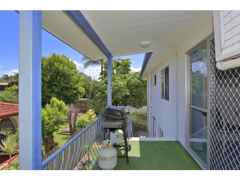 2 Saunders Street, Point Vernon QLD 4655