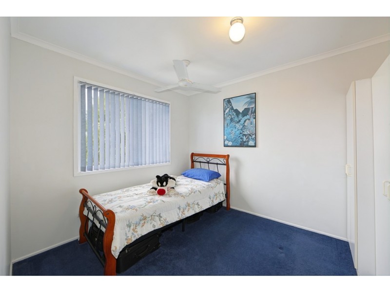 2 Saunders Street, Point Vernon QLD 4655