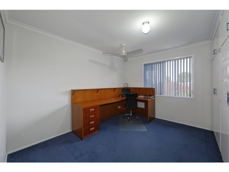 2 Saunders Street, Point Vernon QLD 4655