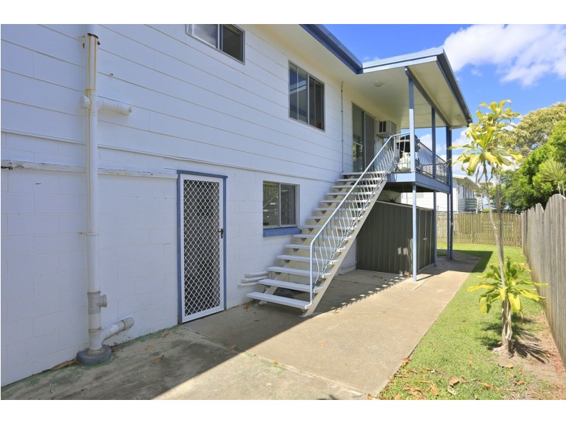 2 Saunders Street, Point Vernon QLD 4655