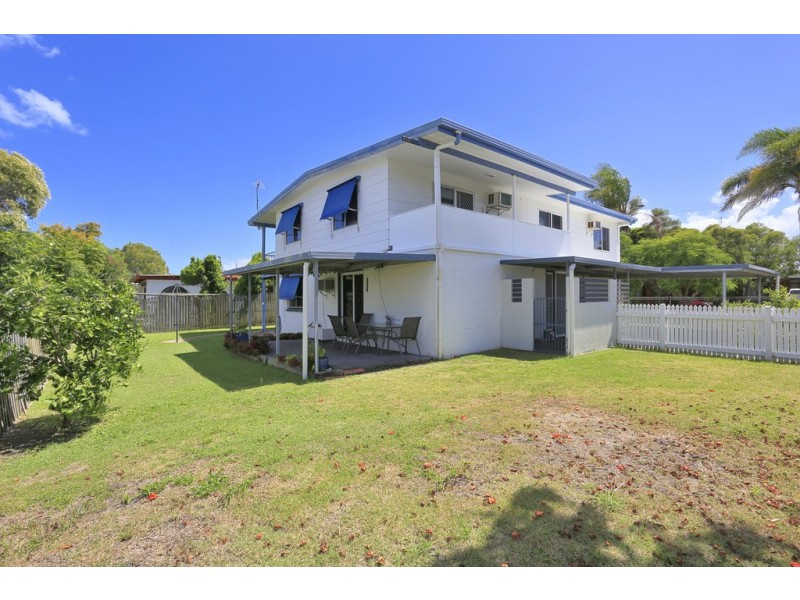 2 Saunders Street, Point Vernon QLD 4655