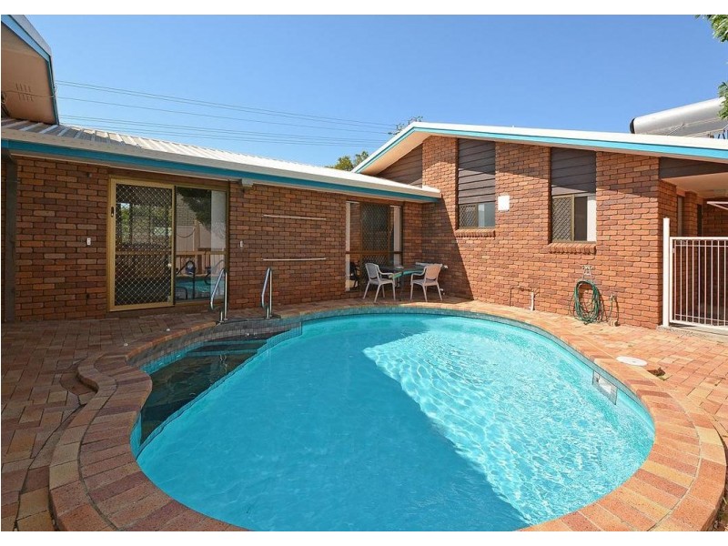 71 Hillcrest Avenue, Scarness QLD 4655
