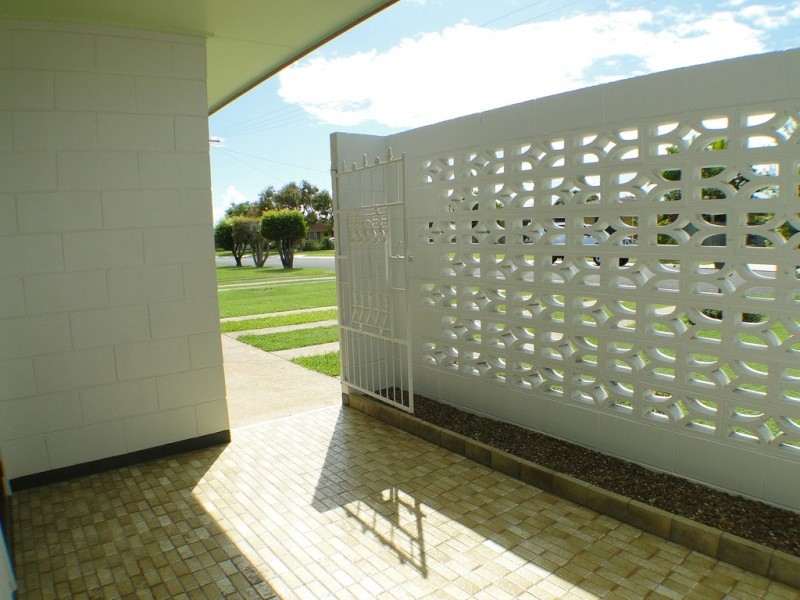 21 Cooloola Crescent, Urangan QLD 4655