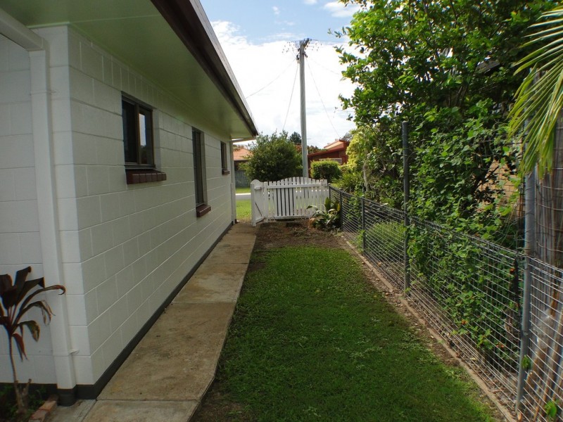 21 Cooloola Crescent, Urangan QLD 4655