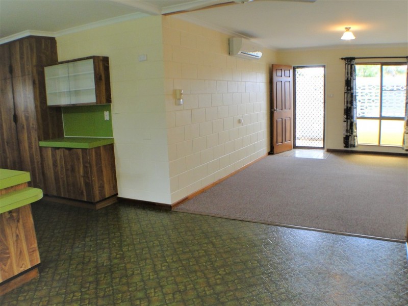 21 Cooloola Crescent, Urangan QLD 4655