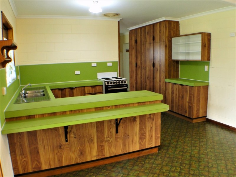 21 Cooloola Crescent, Urangan QLD 4655