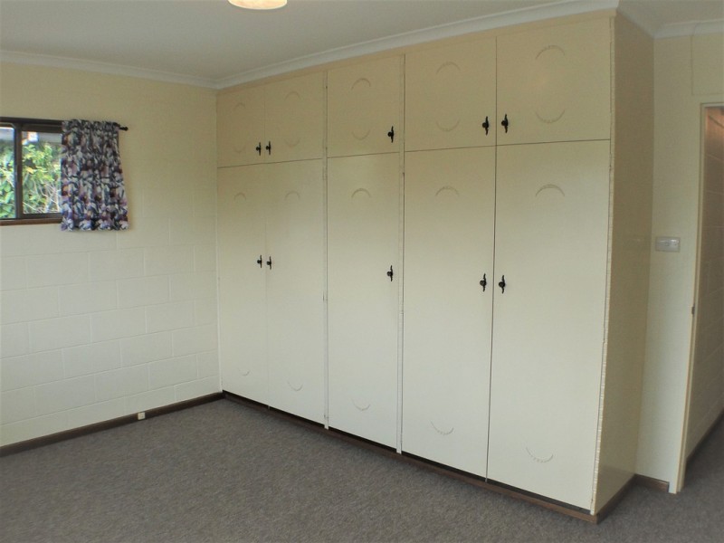 21 Cooloola Crescent, Urangan QLD 4655