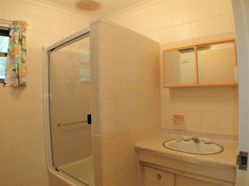 21 Cooloola Crescent, Urangan QLD 4655