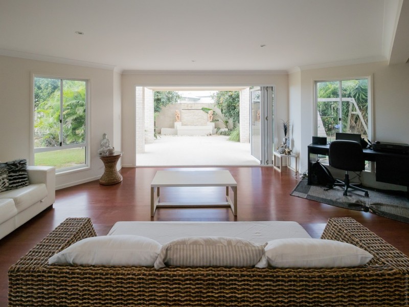 74 Mal Campbell Drive, Craignish QLD 4655