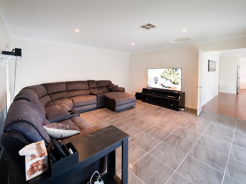 74 Mal Campbell Drive, Craignish QLD 4655