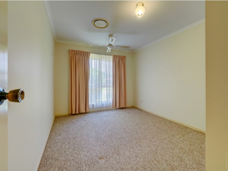 17 Jonwest Close, Torquay QLD 4655