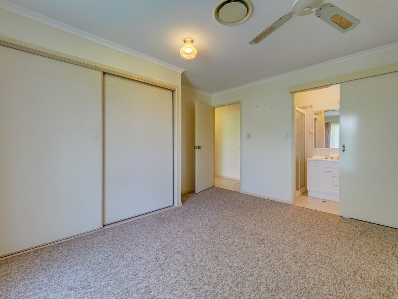 17 Jonwest Close, Torquay QLD 4655