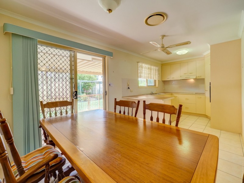 17 Jonwest Close, Torquay QLD 4655