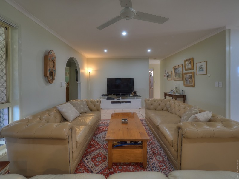 89 North Street, Point Vernon QLD 4655