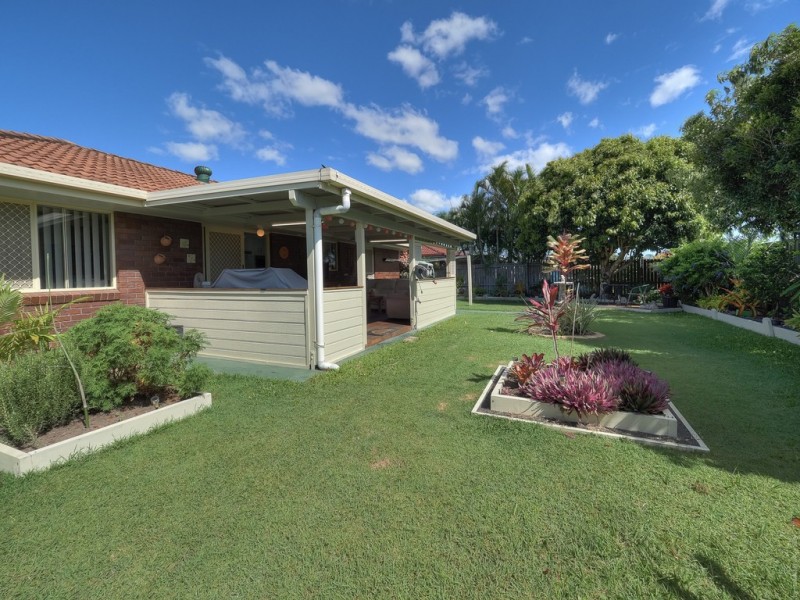 89 North Street, Point Vernon QLD 4655