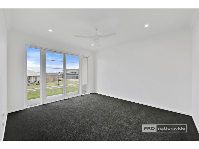 8 Seacrest Drive, Wondunna QLD 4655