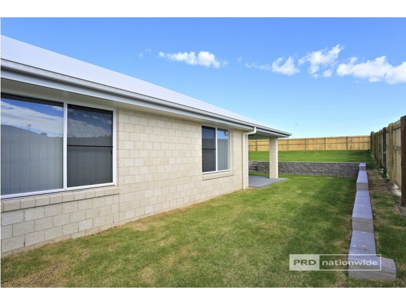 8 Seacrest Drive, Wondunna QLD 4655