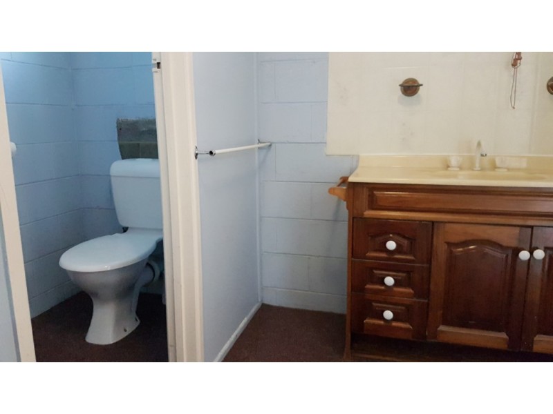 160 Torquay Road, Scarness QLD 4655