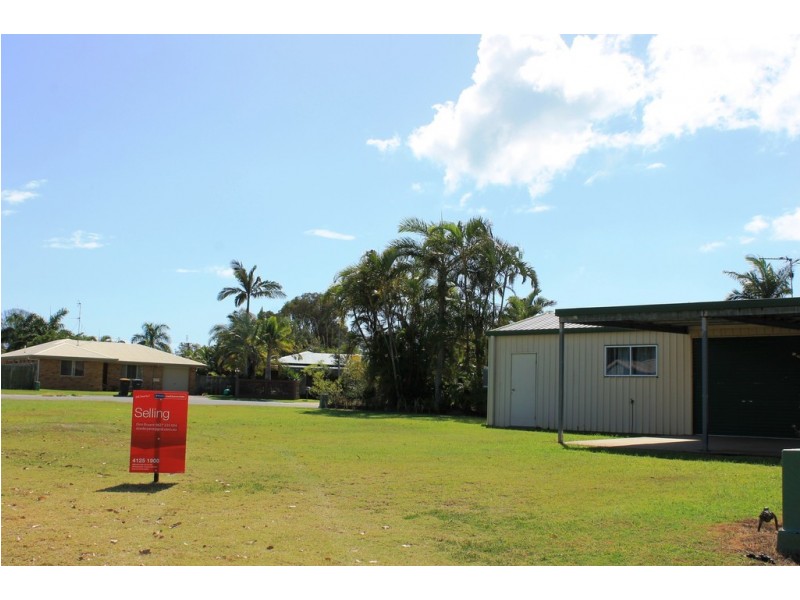 1 Seaspray Court, Urangan QLD 4655