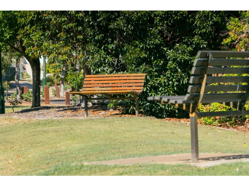 69 Bay Park Road, Wondunna QLD 4655