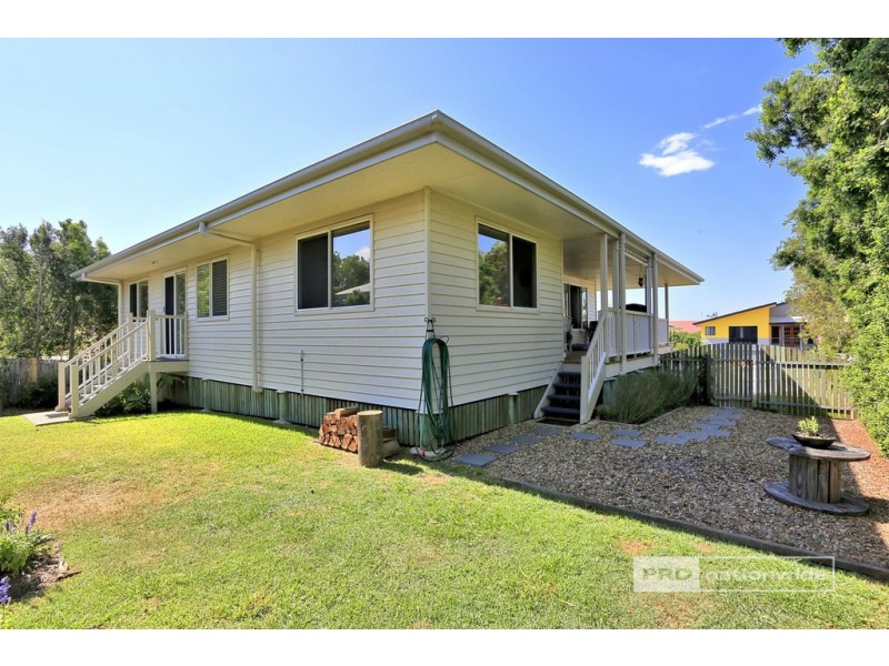 12 Faye Avenue, Scarness QLD 4655