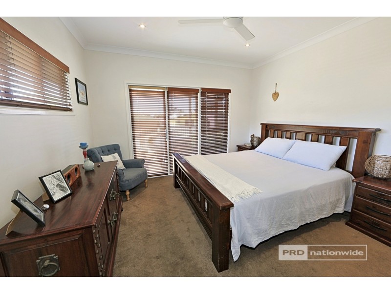 12 Faye Avenue, Scarness QLD 4655