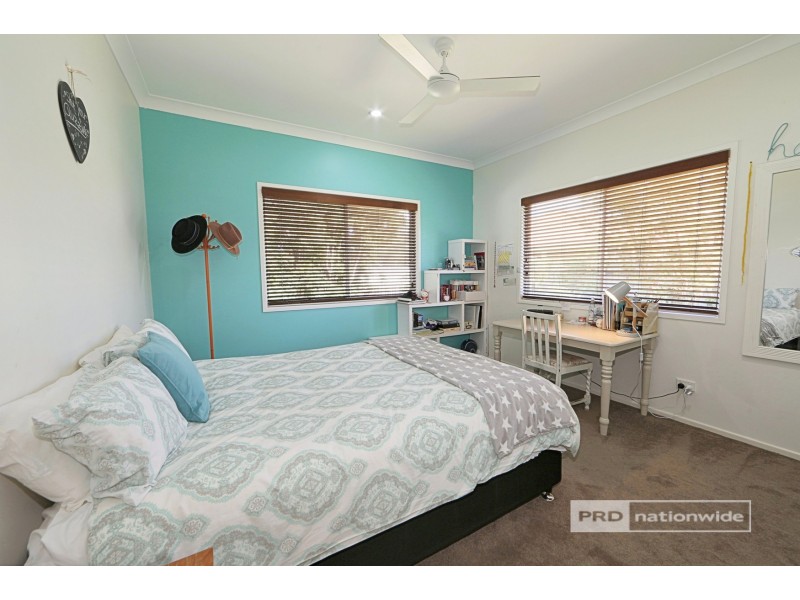 12 Faye Avenue, Scarness QLD 4655