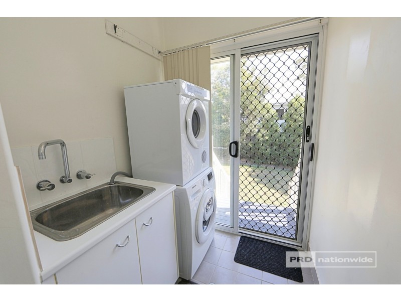 12 Faye Avenue, Scarness QLD 4655