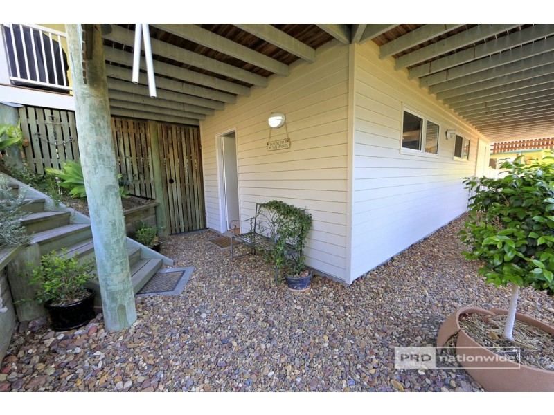 12 Faye Avenue, Scarness QLD 4655