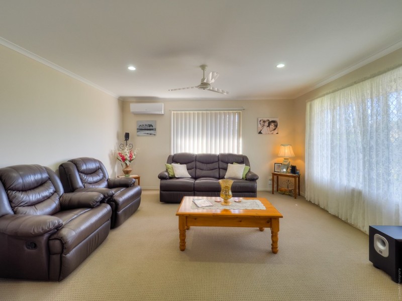 83 North Street, Point Vernon QLD 4655