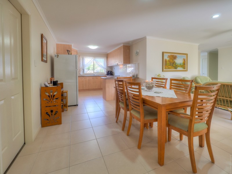 83 North Street, Point Vernon QLD 4655