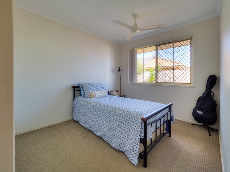 83 North Street, Point Vernon QLD 4655