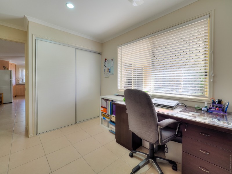 83 North Street, Point Vernon QLD 4655