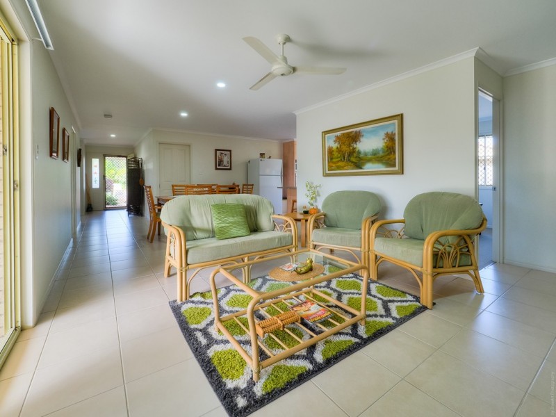 83 North Street, Point Vernon QLD 4655