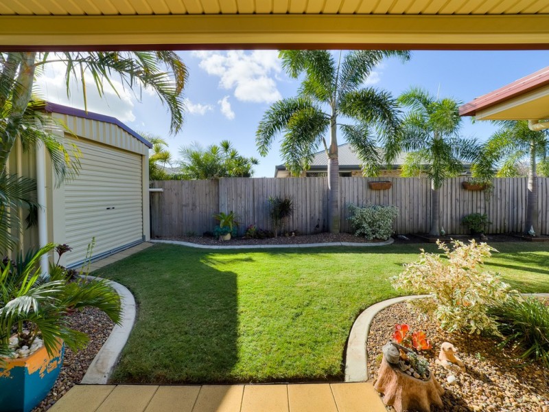 83 North Street, Point Vernon QLD 4655