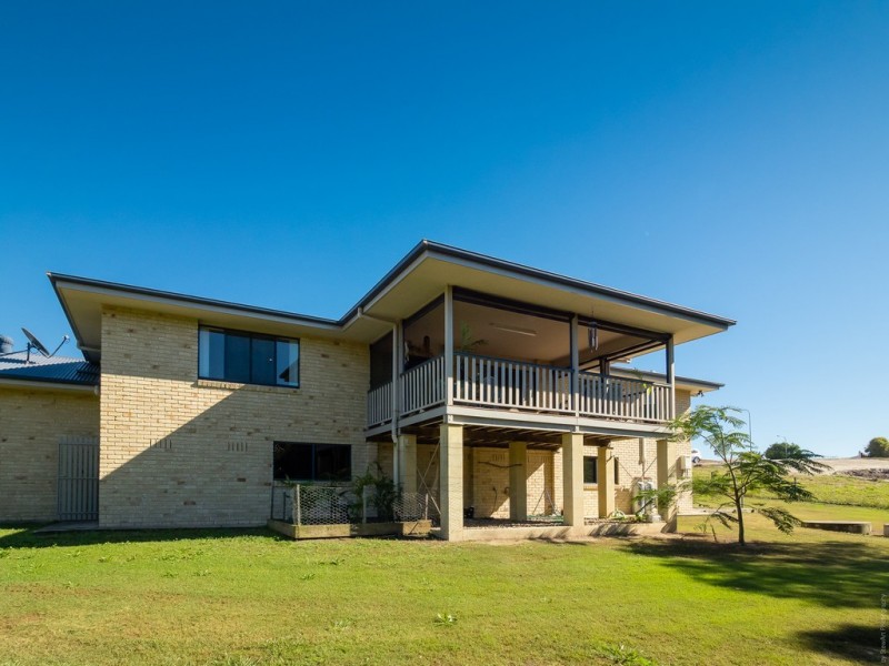 17 Highview Drive, Craignish QLD 4655