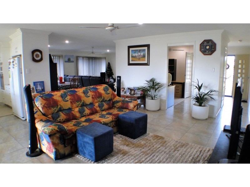 41 Bayswater Drive, Urraween QLD 4655